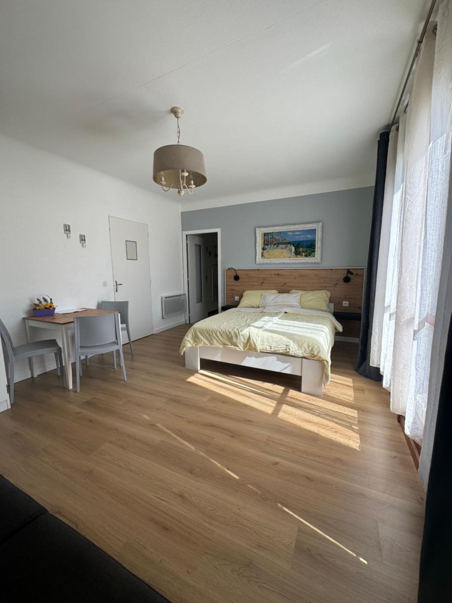 Bnb Castellane Chambre D'Hotes B&B Bagian luar foto