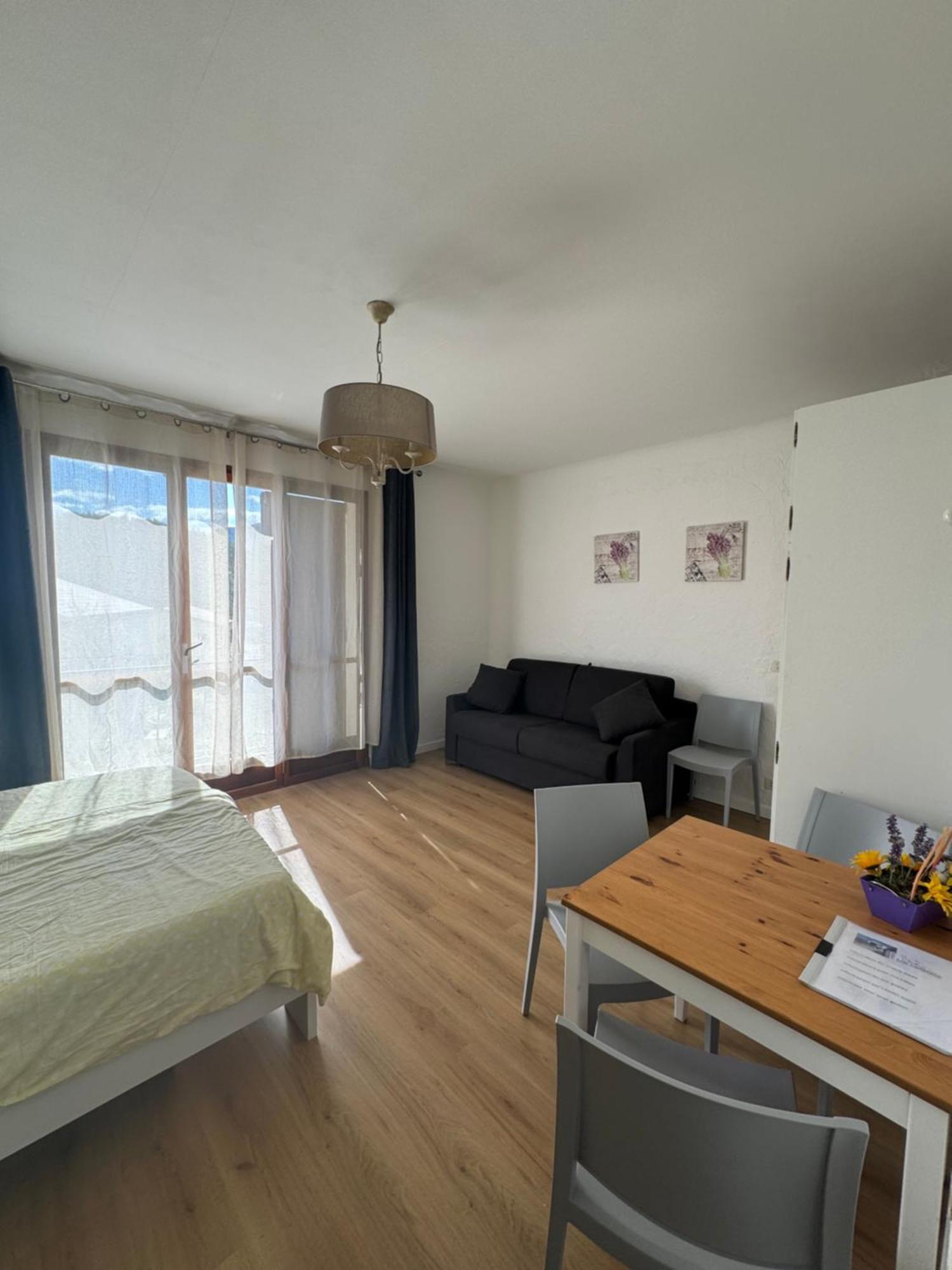 Bnb Castellane Chambre D'Hotes B&B Bagian luar foto