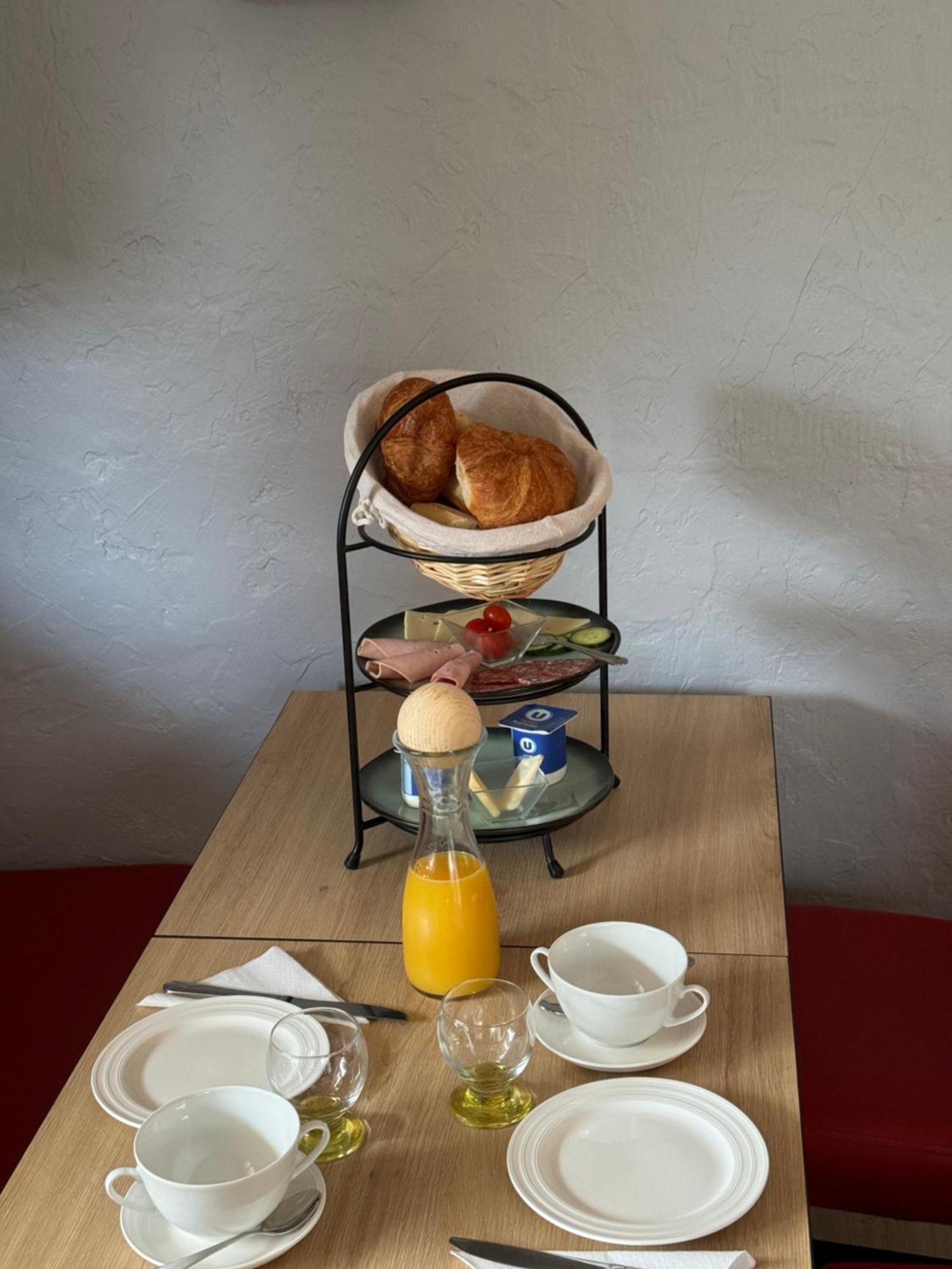 Bnb Castellane Chambre D'Hotes B&B Bagian luar foto