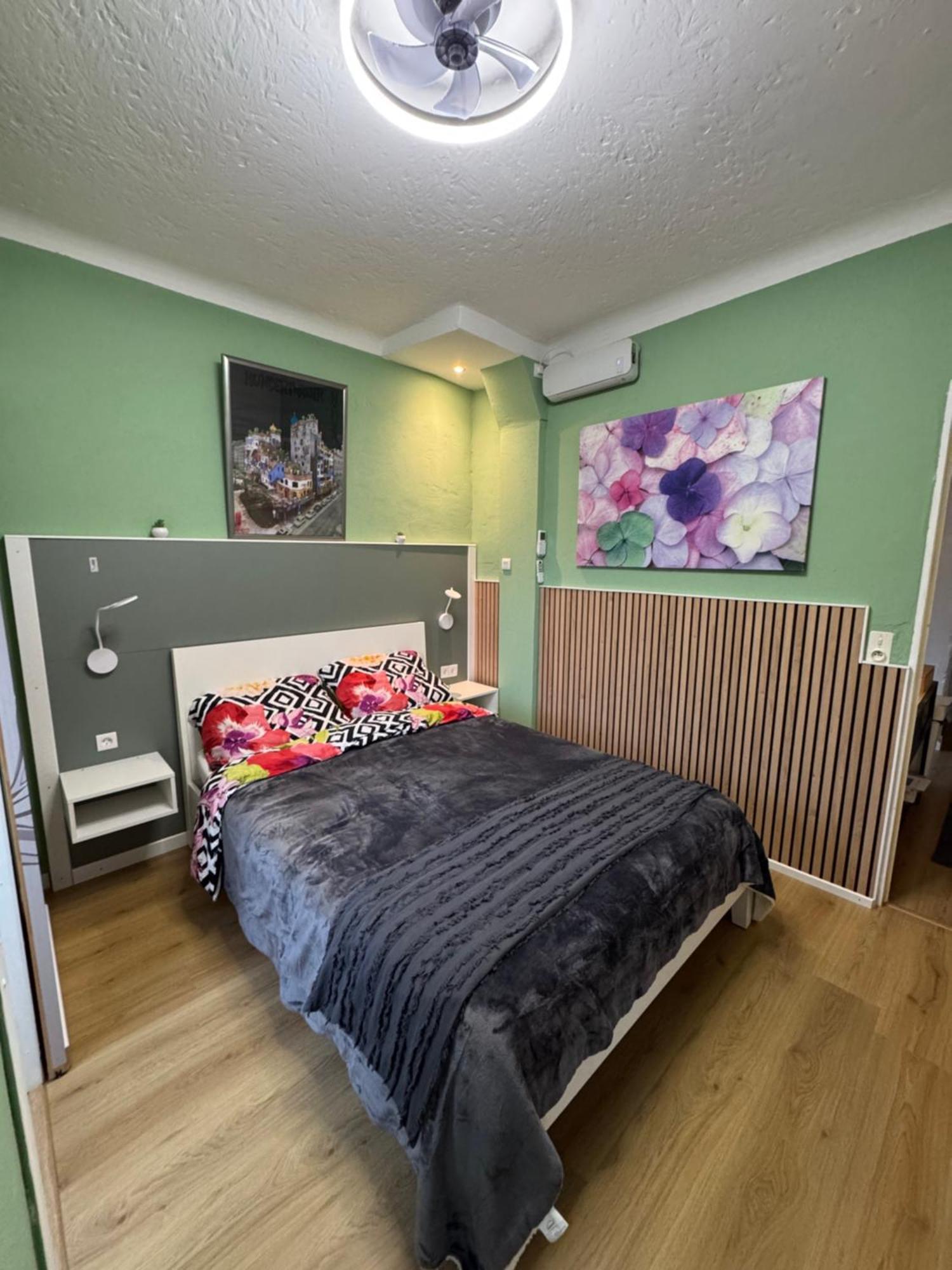 Bnb Castellane Chambre D'Hotes B&B Bagian luar foto